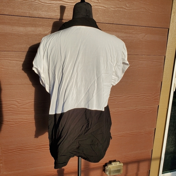 Cato Black and White Colorblock Button Down Blouse Women's Size XL NWOT - Picture 11 of 11